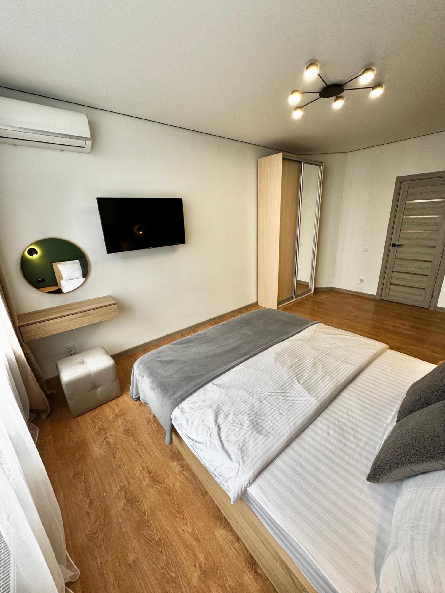 City Rooms Apartments Odessa Esterno foto